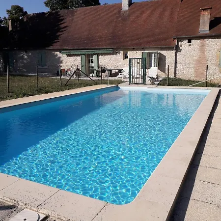 Perigourdine Avec Piscine